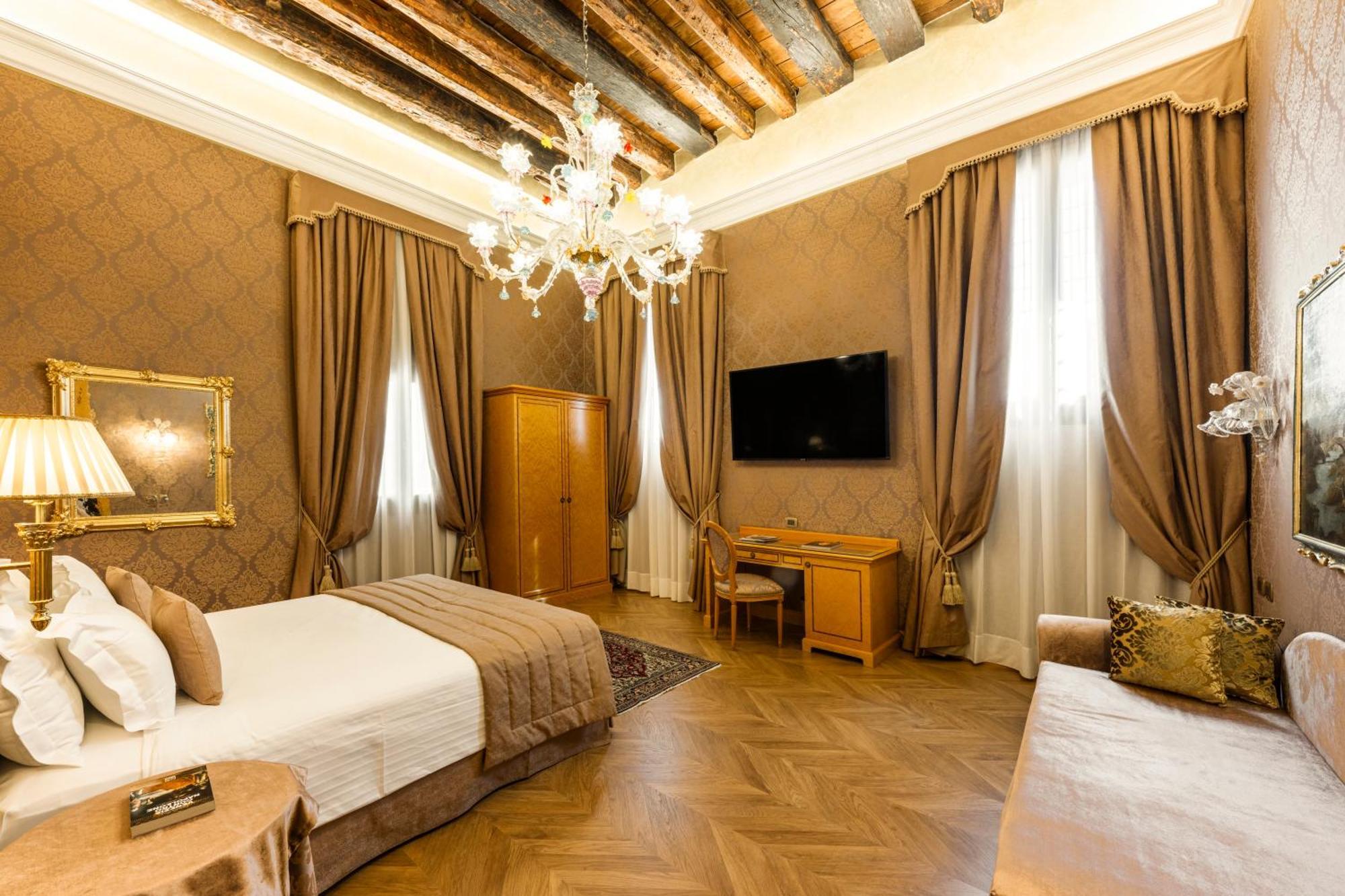 Palazzo Dei Mori Venedig